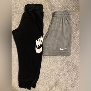 Nike sweats and shorts size 4t good condition